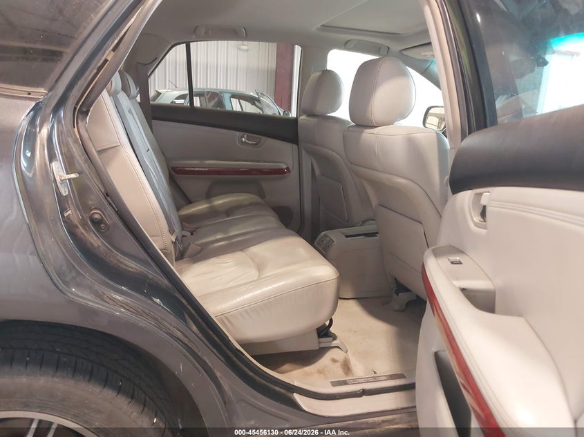 2004 Lexus Rx 330 VIN JTJHA31U940064415 IAAI salvage auction — NORMAL WEAR, Clear (Utah), sold $50 on 2026-07-13 (photo 8)