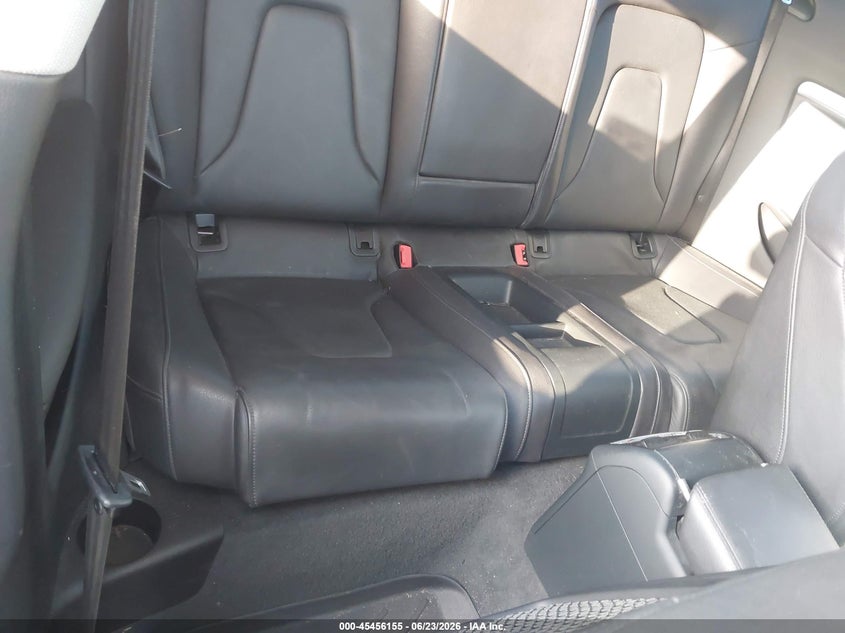 2014 Audi A5 VIN WAULFAFR4EA014182 IAAI salvage auction — NORMAL WEAR, Clear (Florida), sold $600 on 2026-07-29 (photo 8)