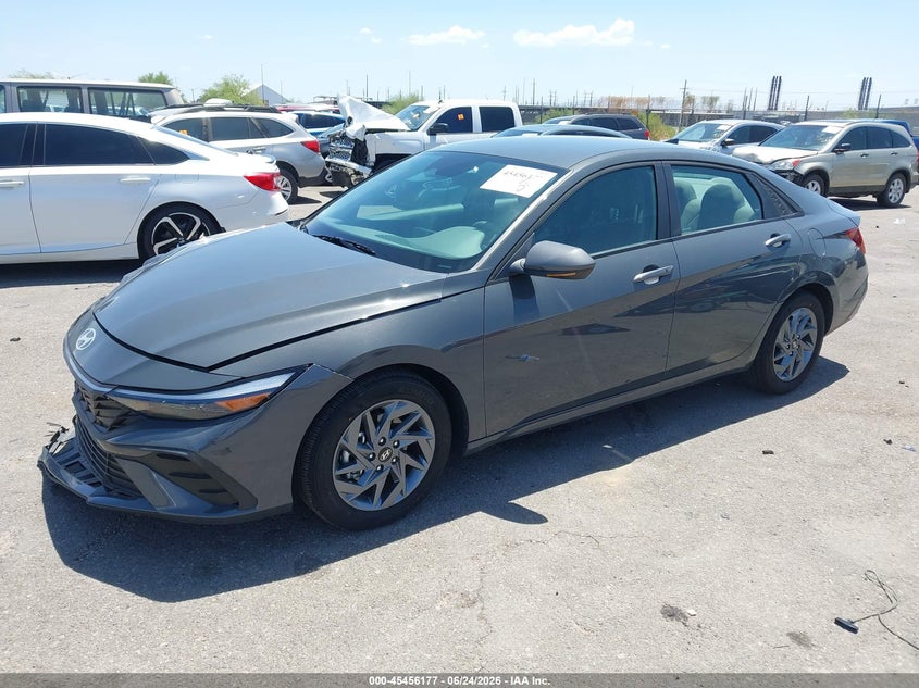 2024 Hyundai Elantra VIN KMHLM4DG0RU836053 IAAI salvage auction — RIGHT FRONT, Salvage Title, sold $2,600 on 2026-07-23 (photo 2)