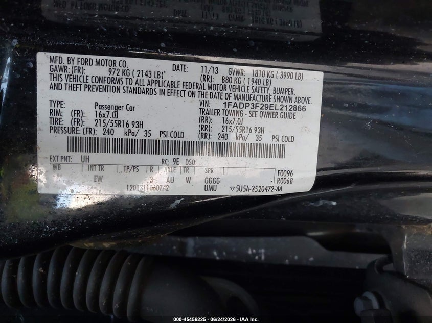 2014 Ford Focus VIN 1FADP3F29EL212866 IAAI salvage auction — FRONT END, Salvage Title, sold $300 on 2026-07-10 (photo 9)