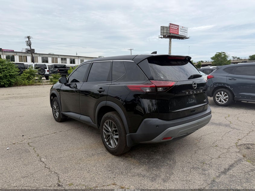 2023 Nissan Rogue VIN 5N1BT3AB8PC775071 IAAI salvage auction — NORMAL WEAR, Clear (Michigan), sold $5,200 on 2026-07-29 (photo 3)