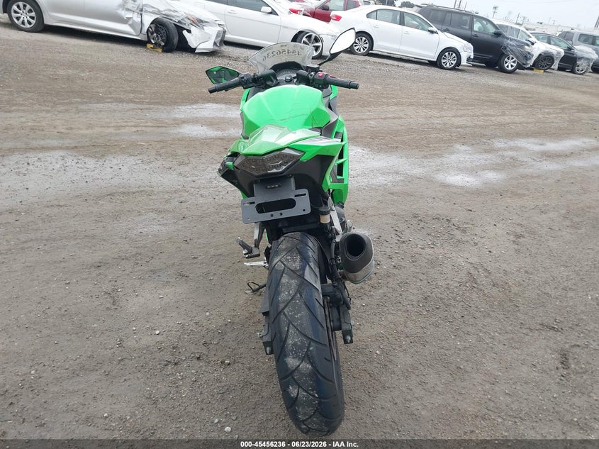 2014 Kawasaki Ninja VIN JKAEX8A17EA002153 IAAI salvage auction — LEFT & RIGHT, Salvage (California), sold $575 on 2026-07-20 (photo 6)