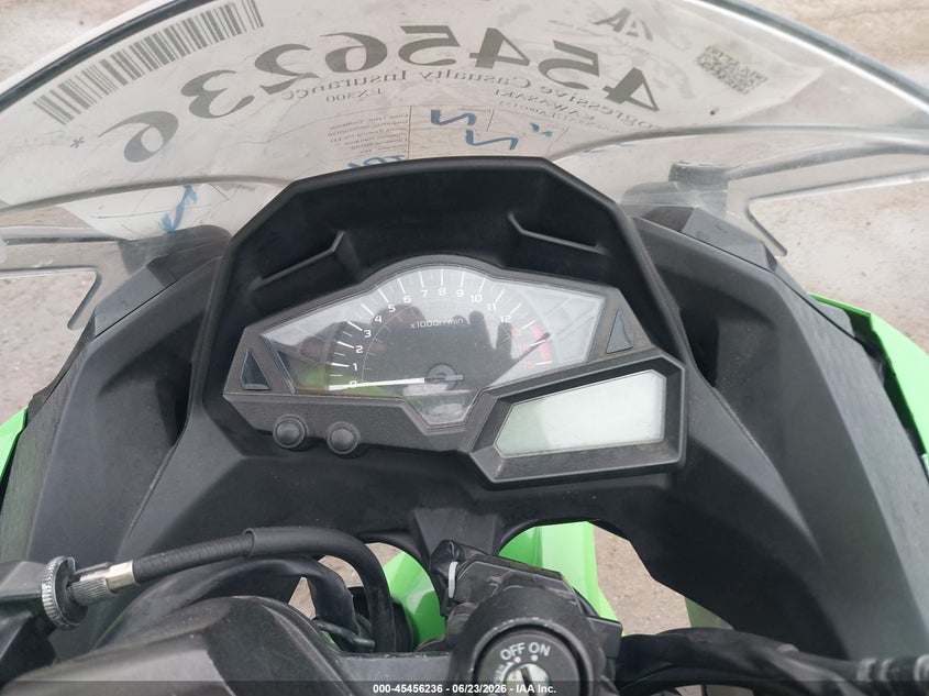 2014 Kawasaki Ninja VIN JKAEX8A17EA002153 IAAI salvage auction — LEFT & RIGHT, Salvage (California), sold $575 on 2026-07-20 (photo 7)