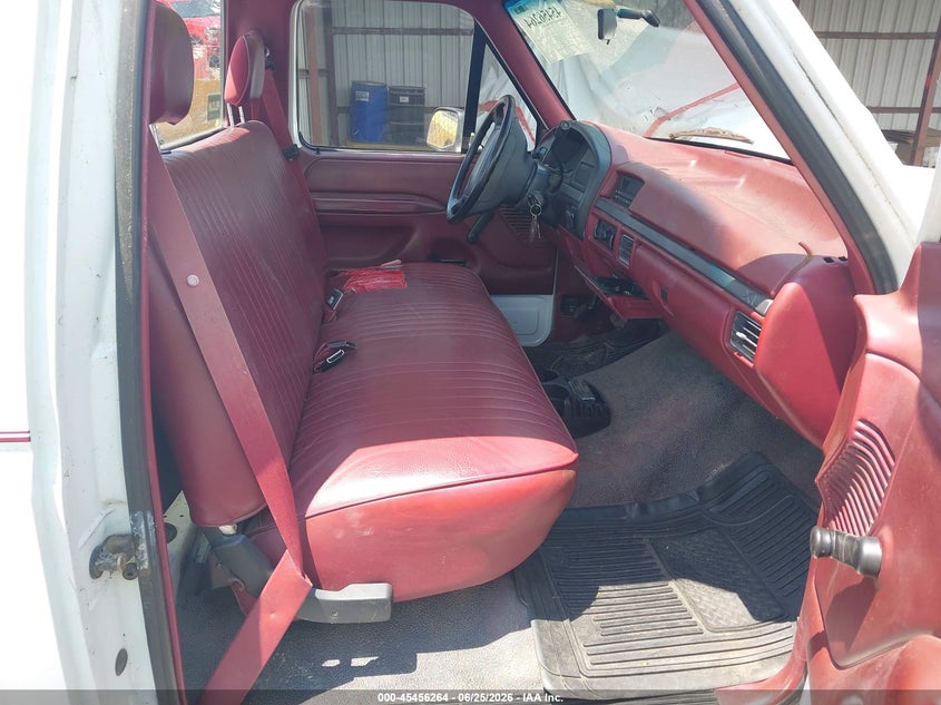 1995 Ford F-150 lightning VIN 1FTEF15H9SNB17574 IAAI salvage auction — NORMAL WEAR, Clear (Mississippi), sold $500 on 2026-07-09 (photo 5)