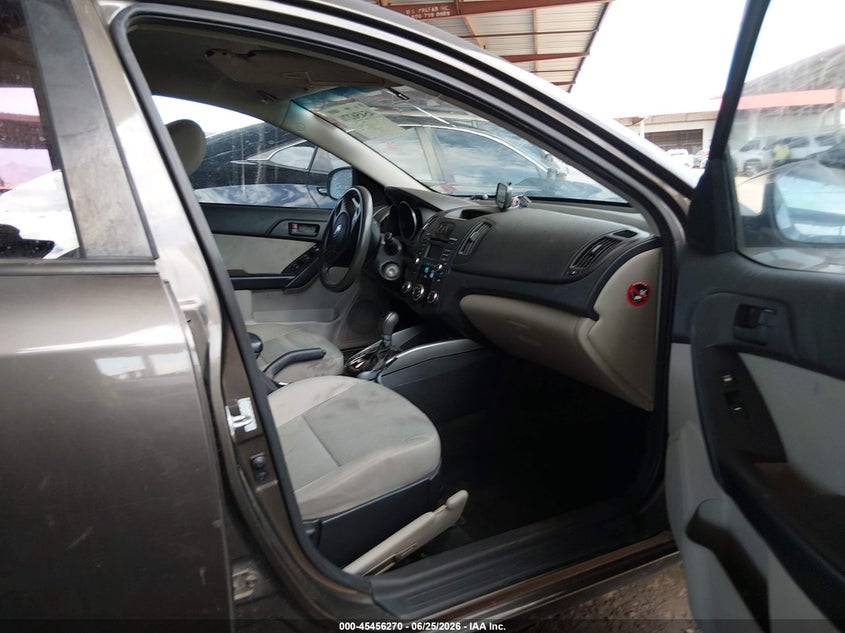 2012 Kia Forte VIN KNAFU4A25C5563992 IAAI salvage auction — LEFT REAR, Salvage (Arizona), sold $250 on 2026-07-28 (photo 5)