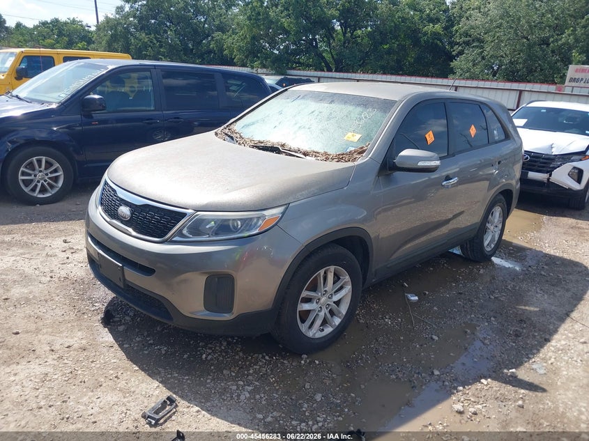 2014 Kia Sorento VIN 5XYKT4A67EG425968 IAAI salvage auction — NORMAL WEAR, Original (Texas), sold $1,075 on 2026-07-16 (photo 2)