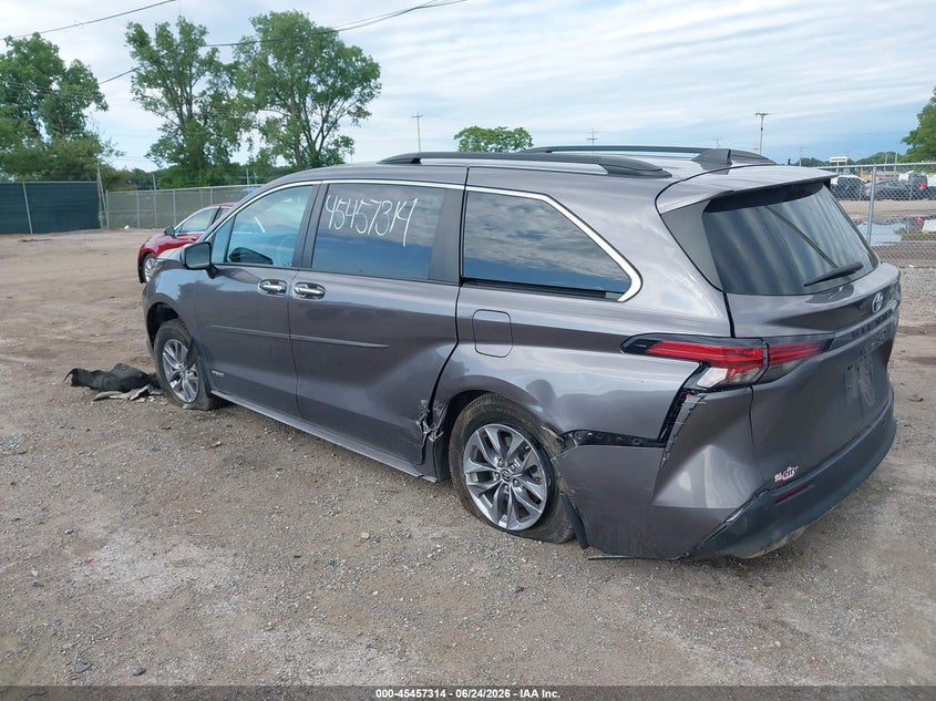2021 Toyota Sienna VIN 5TDJRKEC8MS029113 IAAI salvage auction — FRONT END, Salvage Title, sold $5,300 on 2026-07-28 (photo 3)