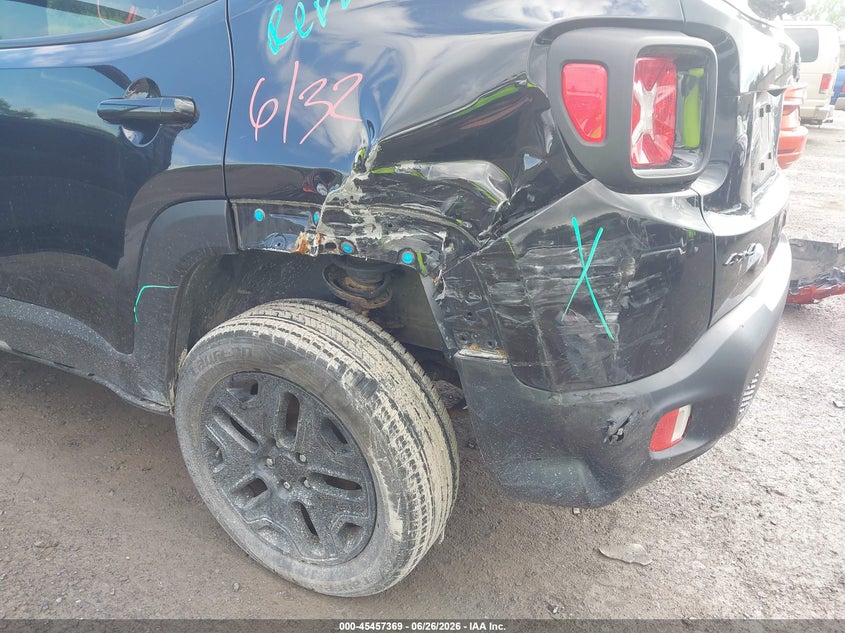 2018 Jeep Renegade VIN ZACCJBAB3JPH90413 IAAI salvage auction — REAR END, Salvage Title, sold $2,050 on 2026-07-30 (photo 6)