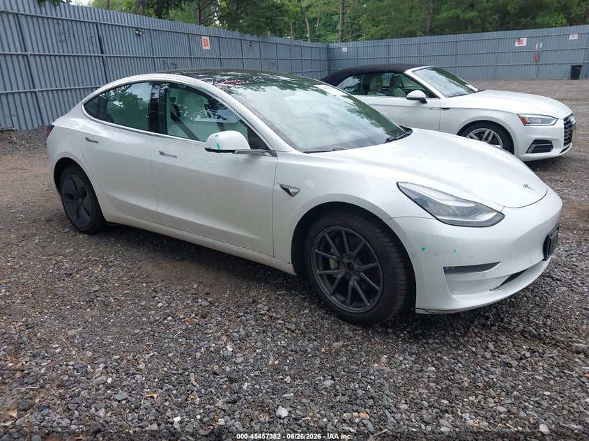 2019 Tesla Model 3 VIN 5YJ3E1EB8KF421533 IAAI salvage auction — SIDE, Salvage (New Jersey), sold $5,500 on 2026-08-02 (photo 1)