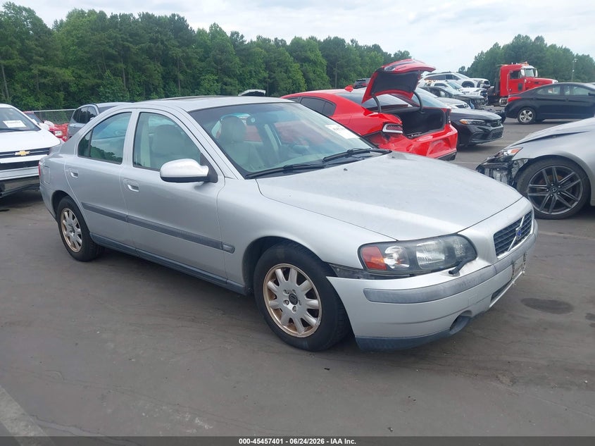 2001 Volvo S60 VIN YV1RS61R312059027 IAAI salvage auction — NORMAL WEAR, Clear (North Carolina), sold $400 on 2026-07-15 (photo 1)