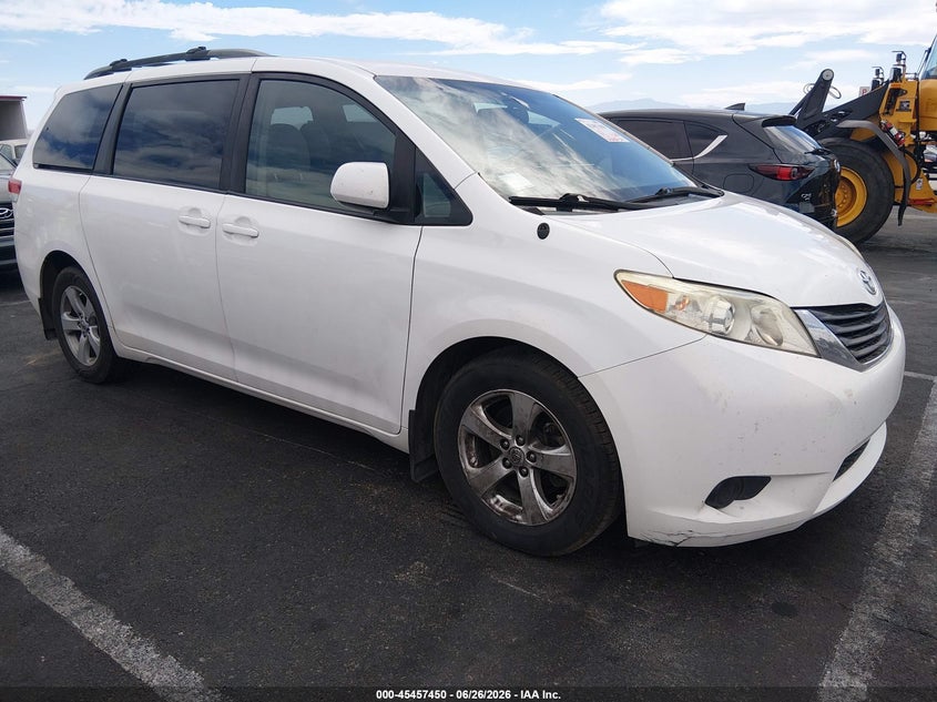 2014 Toyota Sienna VIN 5TDKK3DC4ES489824 IAAI salvage auction — NORMAL WEAR, Clear (California), sold $2,325 on 2026-07-20 (photo 1)