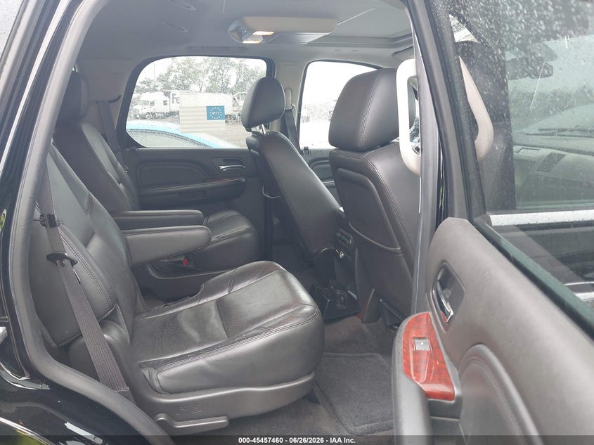 2014 Cadillac Escalade VIN 1GYS4BEF1ER195237 IAAI salvage auction — NORMAL WEAR, Clear (Tennessee), sold $1,550 on 2026-07-09 (photo 8)