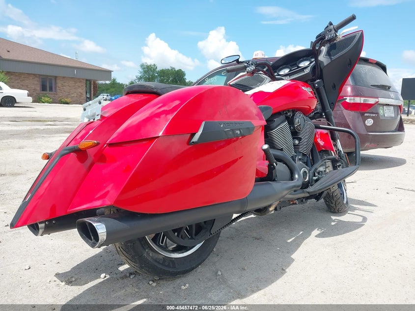 2014 Victory Cross country VIN 5VPDW36N5E3032955 IAAI salvage auction — FRONT END, Junk Bill Of Sale Mv2459 (Wisconsin), sold $2,175 on 2026-07-08 (photo 4)