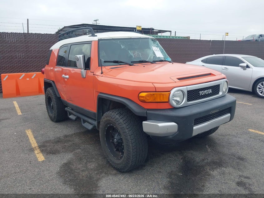 2014 Toyota Fj cruiser VIN JTEBU4BF4EK178006 IAAI salvage auction — ROLLOVER, Salvage Title, sold $7,100 on 2026-07-16 (photo 1)