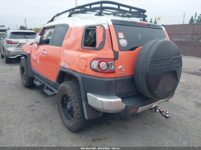 2014 Toyota Fj cruiser VIN JTEBU4BF4EK178006 IAAI salvage auction — ROLLOVER, Salvage Title, sold $7,100 on 2026-07-16 (photo 3)