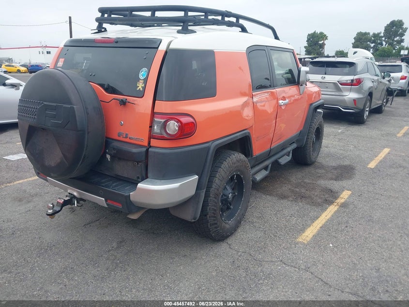 2014 Toyota Fj cruiser VIN JTEBU4BF4EK178006 IAAI salvage auction — ROLLOVER, Salvage Title, sold $7,100 on 2026-07-16 (photo 4)