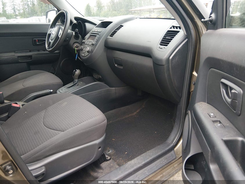 2013 Kia Soul VIN KNDJT2A50D7554153 IAAI salvage auction — RIGHT SIDE, Bill Of Sale (Washington), sold $375 on 2026-07-08 (photo 5)