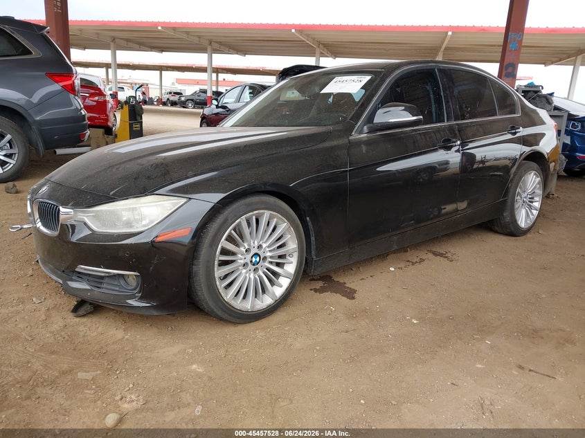 2014 BMW 3er VIN WBA3A9G50ENR97461 IAAI salvage auction — RIGHT FRONT, Salvage (Arizona), sold $1,600 on 2026-07-28 (photo 2)