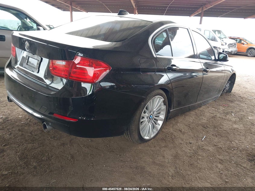 2014 BMW 3er VIN WBA3A9G50ENR97461 IAAI salvage auction — RIGHT FRONT, Salvage (Arizona), sold $1,600 on 2026-07-28 (photo 4)