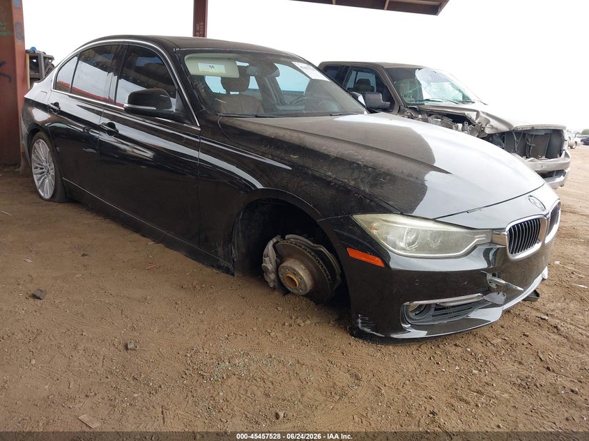 2014 BMW 3er VIN WBA3A9G50ENR97461 IAAI salvage auction — RIGHT FRONT, Salvage (Arizona), sold $1,600 on 2026-07-28 (photo 6)