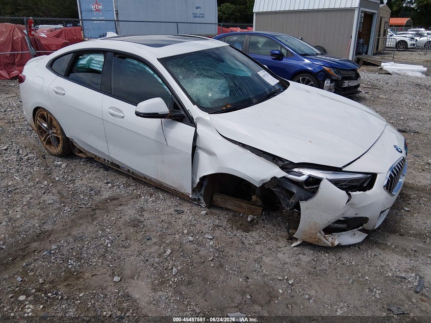 2022 BMW 2er VIN WBA53AK05N7K46389 IAAI salvage auction — FRONT END, Salvage Title, sold $3,450 on 2026-08-21 (photo 1)