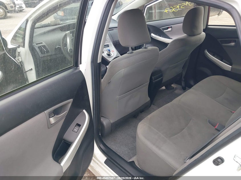 2015 Toyota Prius VIN JTDKN3DU8F1914668 IAAI salvage auction — FRONT END, Salvage (Indiana), sold $2,750 on 2026-07-29 (photo 8)