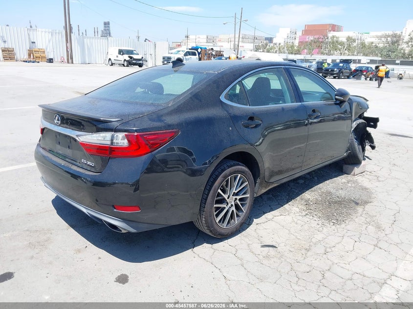 2016 Lexus ES VIN 58ABK1GG8GU009645 IAAI salvage auction — SIDE, Salvage Title, sold $4,000 on 2026-07-18 (photo 4)