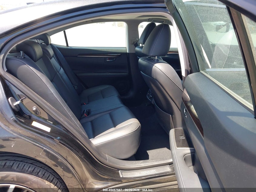 2016 Lexus ES VIN 58ABK1GG8GU009645 IAAI salvage auction — SIDE, Salvage Title, sold $4,000 on 2026-07-18 (photo 8)