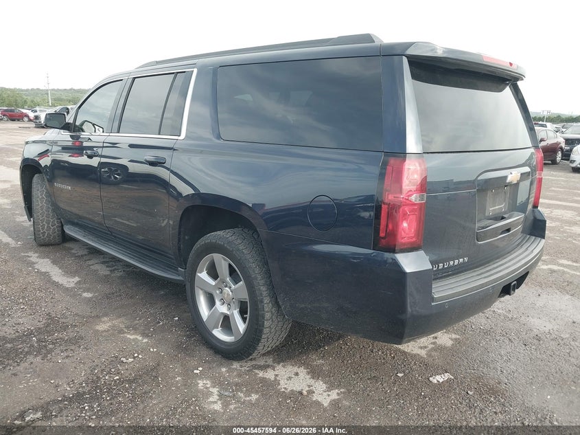 2019 Chevrolet Suburban VIN 1GNSCGKC4KR352679 IAAI salvage auction — HAIL, Wait Title, sold $10,000 on 2026-09-06 (photo 3)