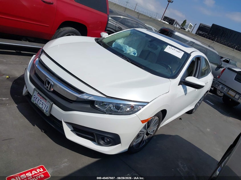 2018 Honda Civic VIN JHMFC1F72JX033312 IAAI salvage auction — RIGHT FRONT, Salvage Title, sold $3,250 on 2026-07-22 (photo 2)