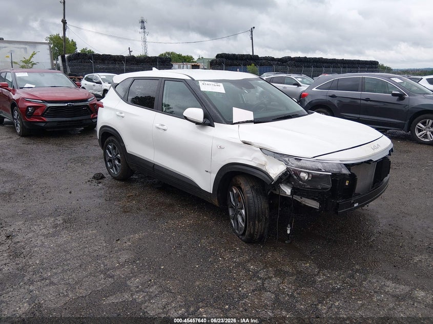 2026 Kia Seltos VIN KNDEP2AA8T7900693 IAAI salvage auction — FRONT END, Salvage Title, sold $6,700 on 2026-07-31 (photo 1)