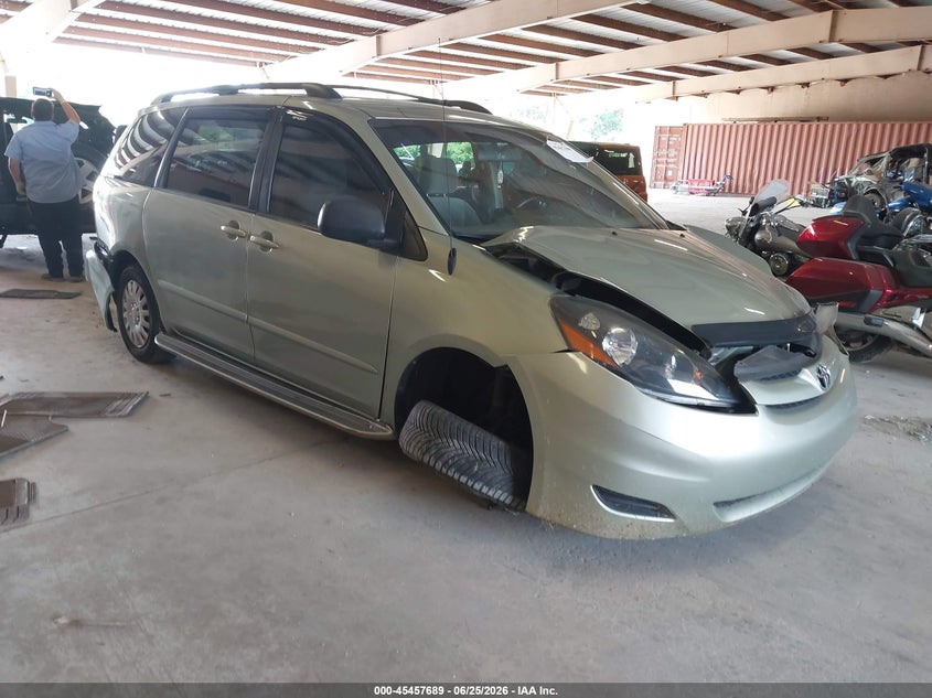 2010 Toyota Sienna VIN 5TDKK4CC7AS314811 IAAI salvage auction — FRONT END, Salvage (Tennessee), sold $625 on 2026-07-20 (photo 1)