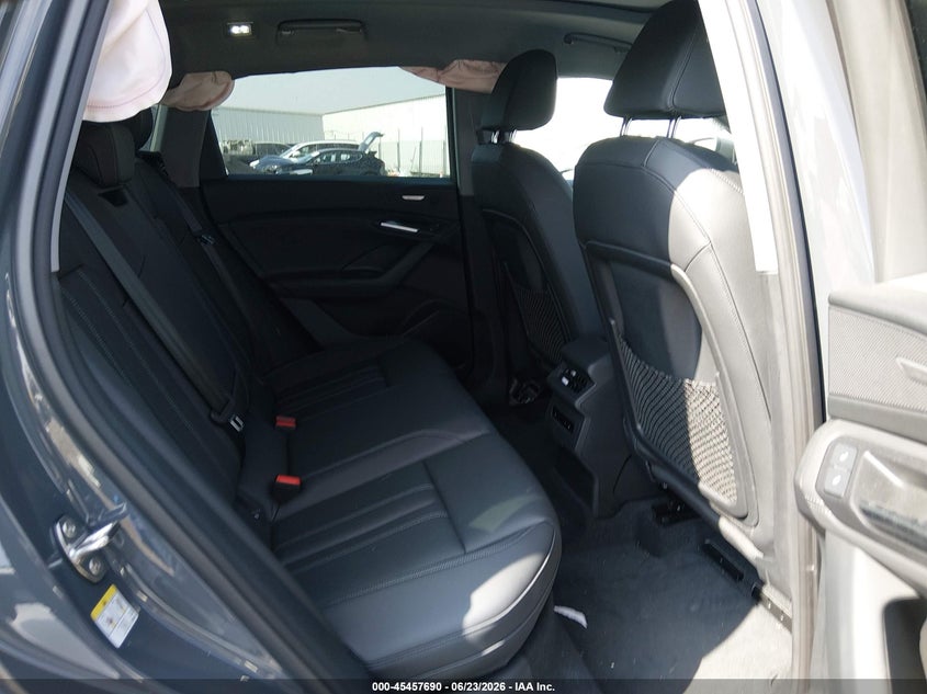 2025 Audi Q6 VIN WA124BGF7SA067415 IAAI salvage auction — FRONT END, Salvage Title, sold $14,200 on 2026-08-10 (photo 7)