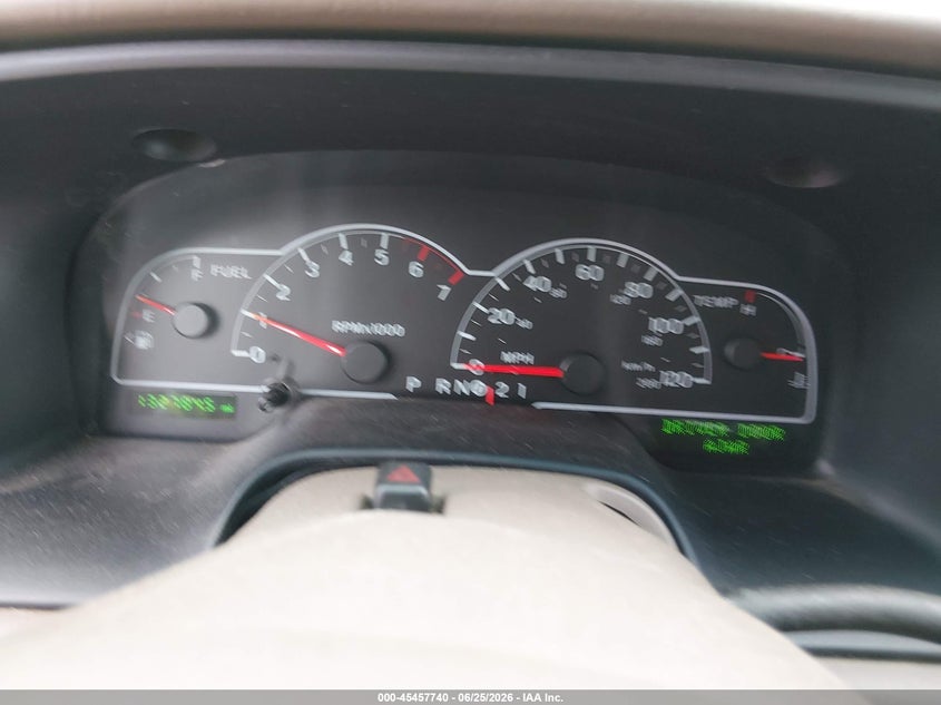 2000 Ford Windstar VIN 2FMDA5340YBB48116 IAAI salvage auction — NORMAL WEAR, Clear (Washington), sold $275 on 2026-07-08 (photo 7)
