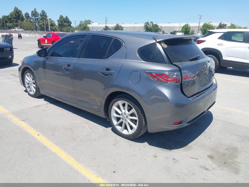 2013 Lexus Ct VIN JTHKD5BH8D2150220 IAAI salvage auction — REAR END, Salvage (California), sold $2,250 on 2026-07-10 (photo 3)