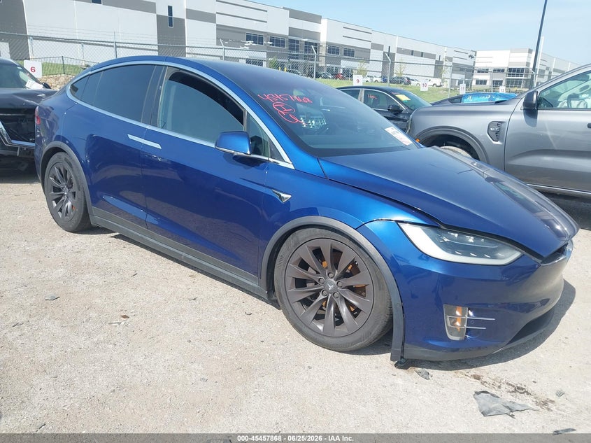 2019 Tesla Model x VIN 5YJXCAE26KF152679 IAAI salvage auction — SIDE, Salvage (Texas), sold $8,000 on 2026-07-21 (photo 1)