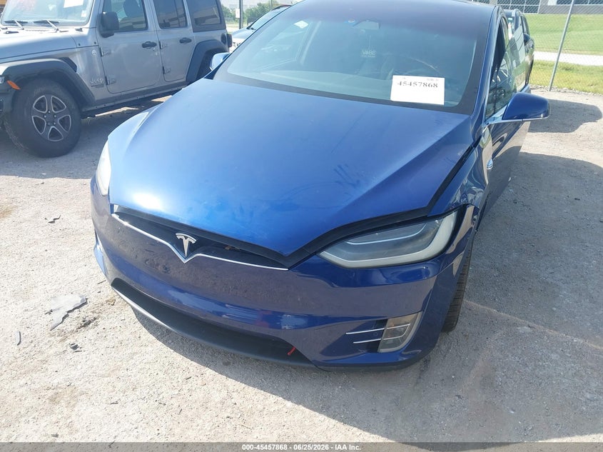 2019 Tesla Model x VIN 5YJXCAE26KF152679 IAAI salvage auction — SIDE, Salvage (Texas), sold $8,000 on 2026-07-21 (photo 6)