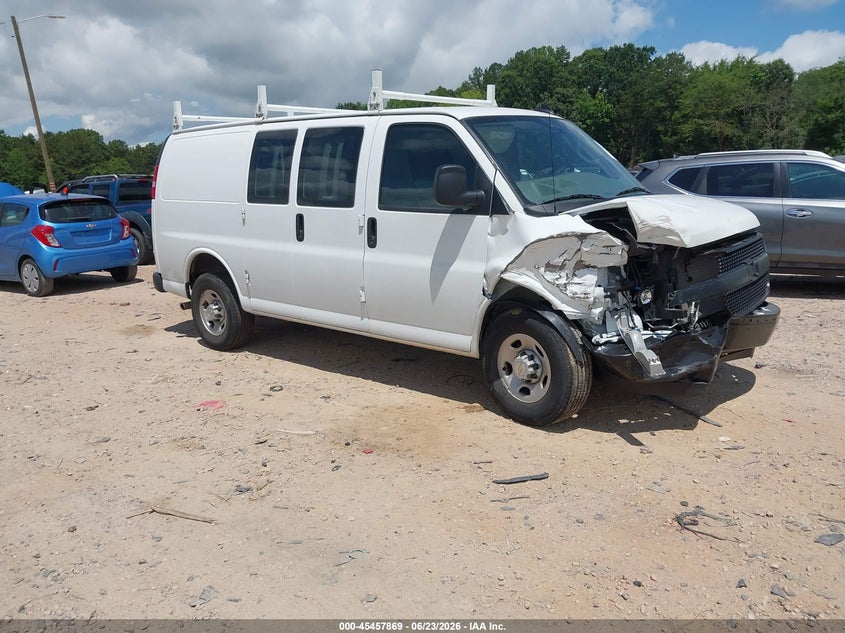 2024 Chevrolet Express VIN 1GCWGAF78R1174714 IAAI salvage auction — FRONT END, Salvage Title, sold $7,050 on 2026-08-31 (photo 1)