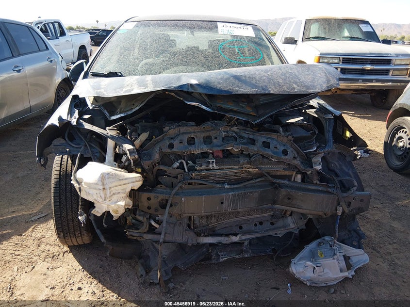 2010 Toyota Yaris VIN JTDBT4K31A1363031 IAAI salvage auction — NORMAL WEAR, Clear-Dealer Only (Arizona), sold $725 on 2026-07-21 (photo 6)