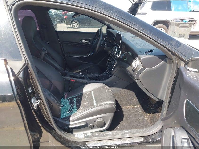 2016 Mercedes-benz Cla-klasse VIN WDDSJ4GB7GN365511 IAAI salvage auction — FRESH WATER, Salvage Title, sold $1,100 on 2026-08-17 (photo 5)
