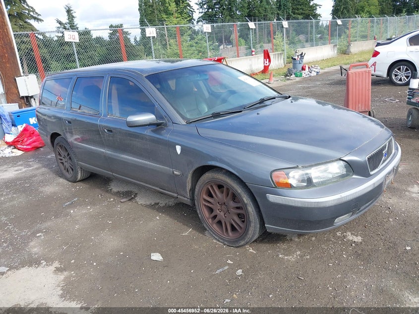2004 Volvo V70 VIN YV1SW53D842364688 — IAAI salvage auction photo