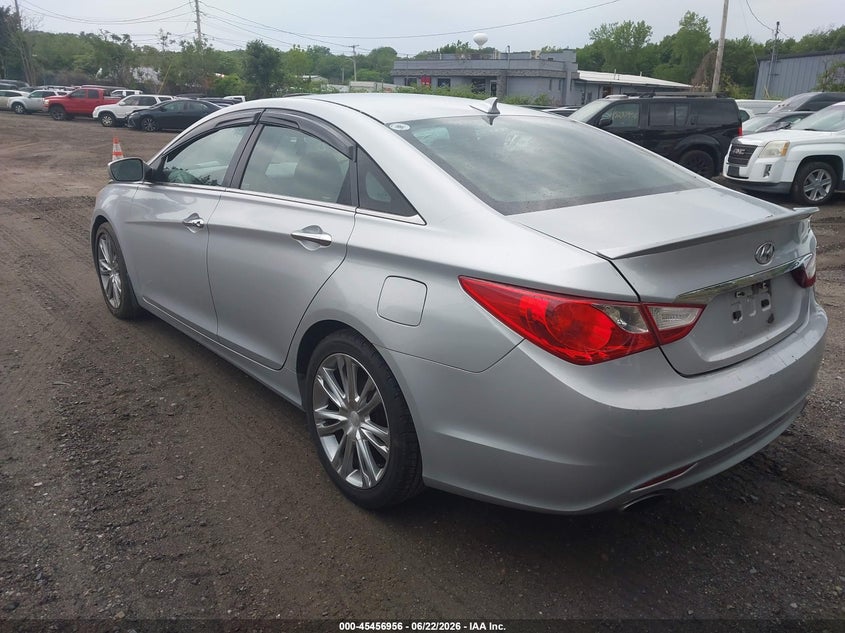 2013 Hyundai Sonata VIN 5NPEC4AC5DH744974 IAAI salvage auction — NORMAL WEAR, Clear (Rhode Island), sold $400 on 2026-07-14 (photo 3)