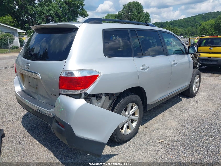 2011 Toyota Highlander VIN 5TDBK3EHXBS054960 IAAI salvage auction — FRONT END, Salvage (Ohio), sold $2,500 on 2026-07-08 (photo 4)