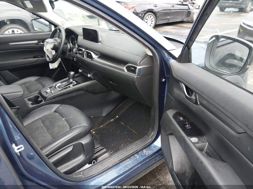 2023 Mazda Cx-5 VIN JM3KFBBM9P0190630 IAAI salvage auction — LEFT FRONT, Salvage Title, sold $5,600 on 2026-07-30 (photo 5)