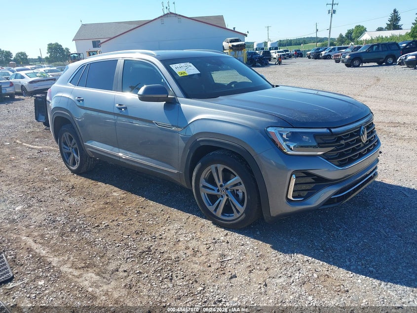 2024 Volkswagen Atlas cross sport VIN 1V2AE2CA4RC226493 — IAAI salvage auction photo