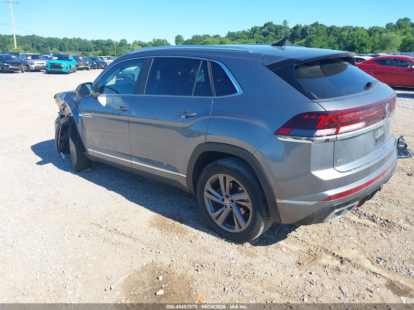 2024 Volkswagen Atlas cross sport VIN 1V2AE2CA4RC226493 IAAI salvage auction — LEFT FRONT, Salvage Title, sold $11,100 on 2026-07-19 (photo 3)