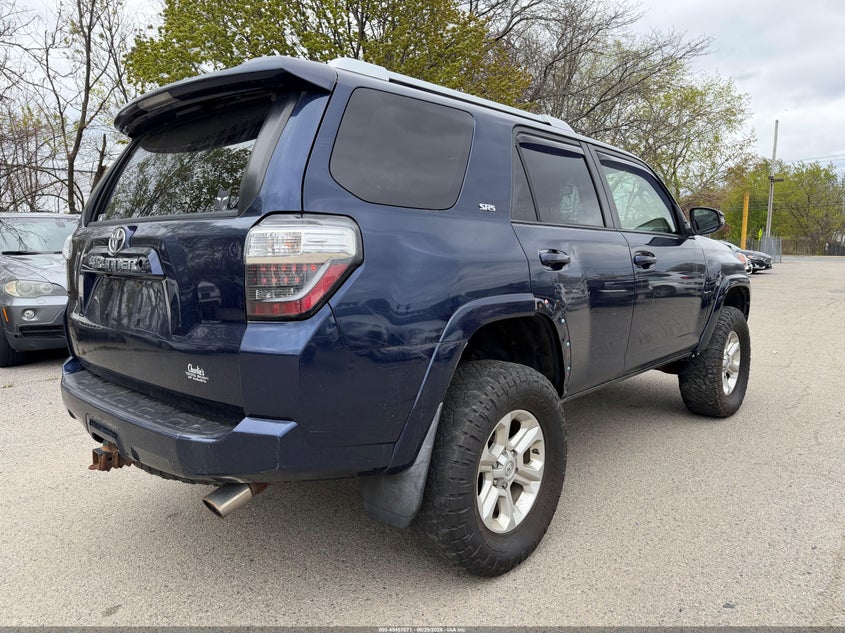 2015 Toyota 4runner VIN JTEBU5JR8F5272634 IAAI salvage auction — NORMAL WEAR, Original (Maine), sold $6,400 on 2026-07-29 (photo 4)