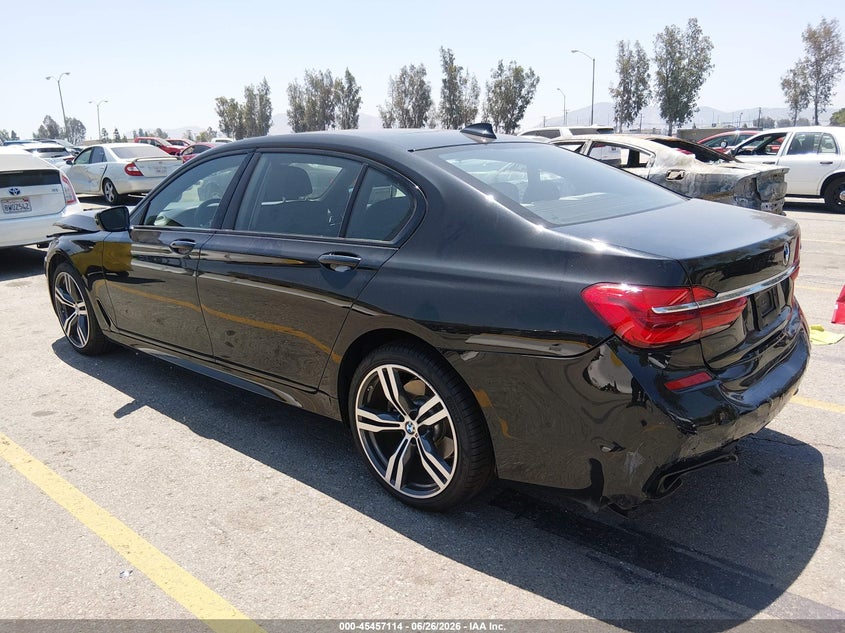 2017 BMW 7er VIN WBA7E2C39HG740745 IAAI salvage auction — FRONT & REAR, Salvage (California), sold $11,000 on 2026-08-04 (photo 3)