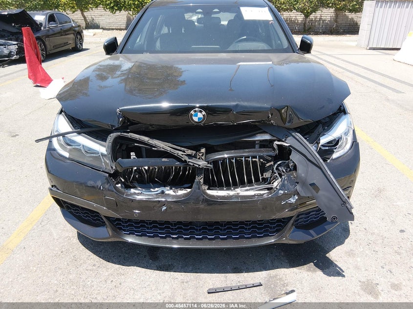 2017 BMW 7er VIN WBA7E2C39HG740745 IAAI salvage auction — FRONT & REAR, Salvage (California), sold $11,000 on 2026-08-04 (photo 6)