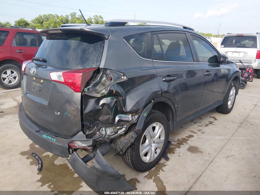2015 Toyota Rav 4 VIN JTMZFREV0FJ025773 IAAI salvage auction — RIGHT SIDE, Original (Texas), sold $5,850 on 2026-07-31 (photo 4)